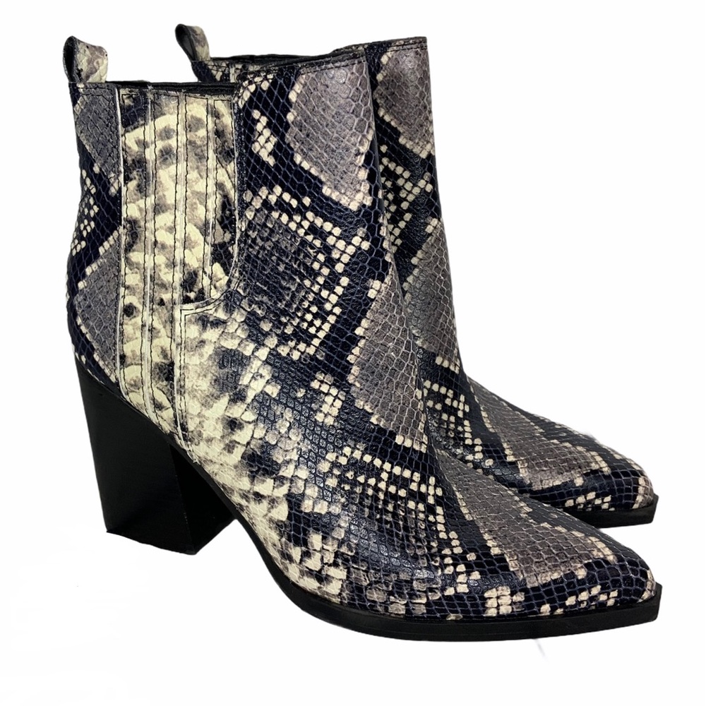 NEW Marc Fisher Snakeskin Ankle Boots Booties Sz 8